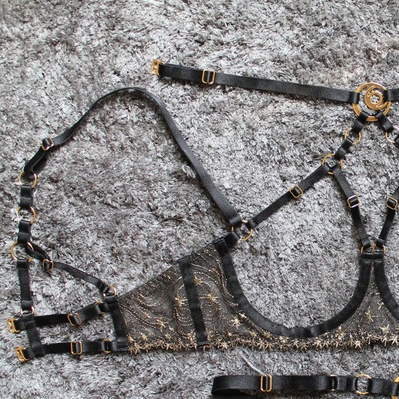 SOLD Bordelle Selene Open Ouvert Wire Bra Thong set Black Gold star embroidery - Picture 3 of 12